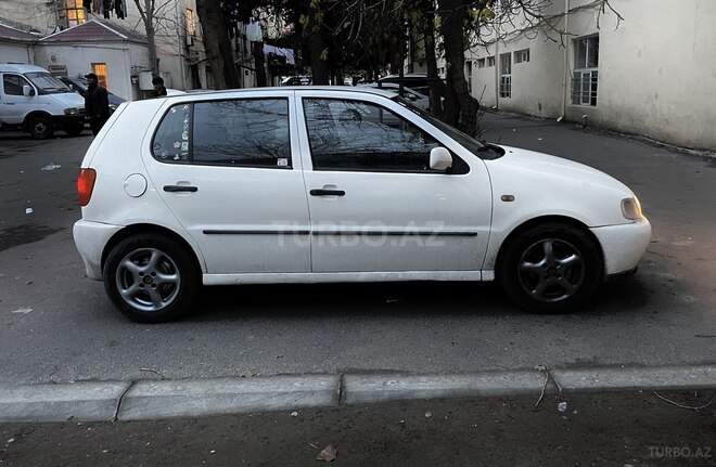 Volkswagen Polo 1999, 242,000 km - 1.4 l - Bakı