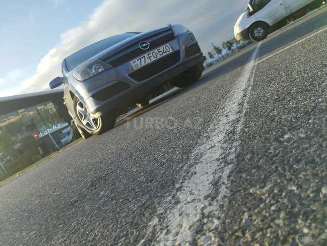 Opel Astra 2005, 225,000 km - 1.4 l - Bakı