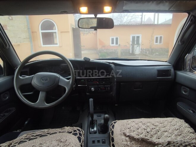 Toyota Surf 1992, 350,000 km - 2.5 л - Qusar