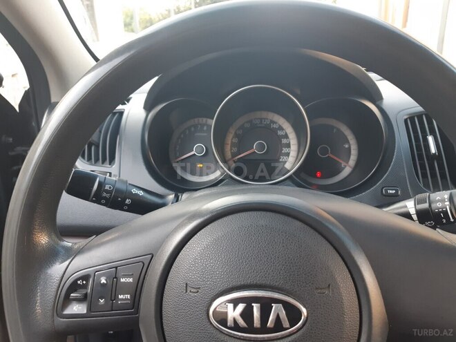 Kia Cerato 2010, 122,000 km - 1.6 l - Xaçmaz