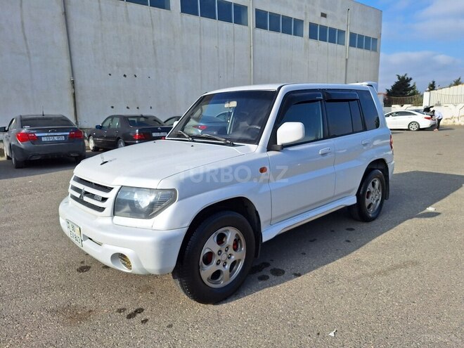 Mitsubishi Pajero io 2000, 200,700 km - 2.0 l - Bakı