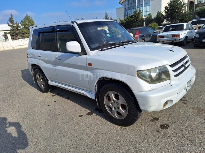 Mitsubishi Pajero io 2000, 200,700 km - 2.0 l - Bakı