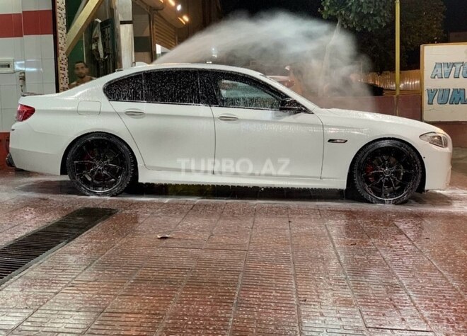 BMW 528 2011, 212,000 km - 3.0 l - Bakı