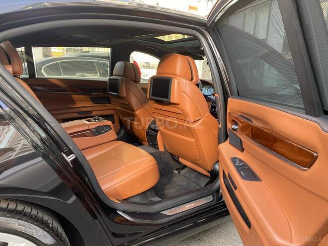 BMW 750 2011, 85,000 km - 4.4 l - Bakı
