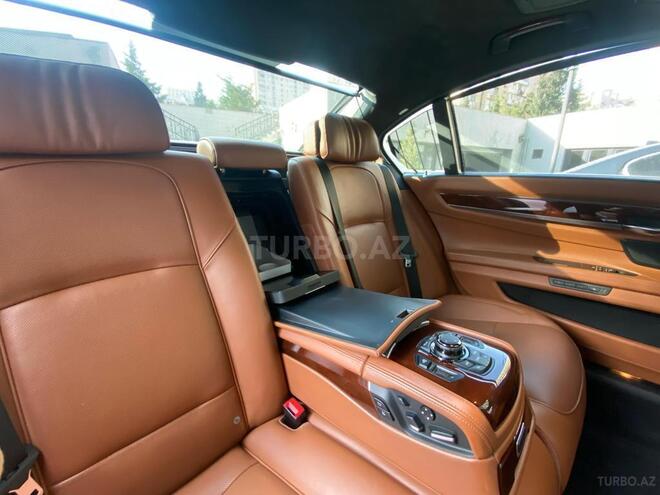 BMW 750 2011, 85,000 km - 4.4 l - Bakı
