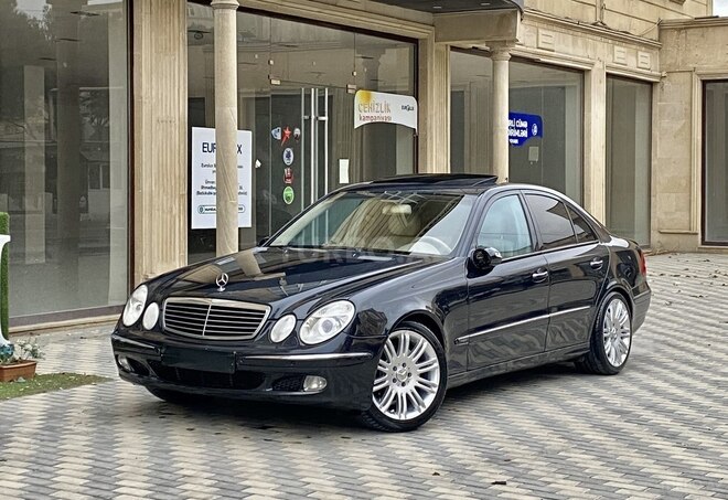 Mercedes E 240 2003, 298,000 km - 2.4 l - Bakı
