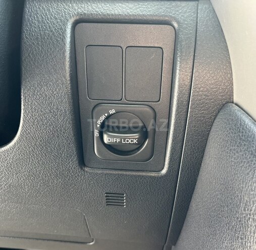 Toyota Land Cruiser 2013, 141,000 km - 4.0 l - Bakı