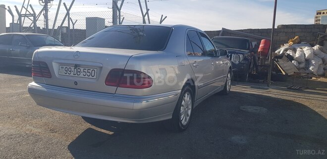 Mercedes E 270 2000, 452,325 km - 2.7 l - Bakı