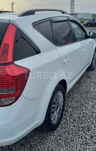 Kia Ceed 2010, 202,000 km - 1.6 л - Bakı