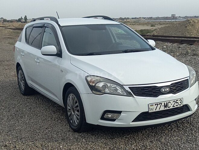 Kia Ceed 2010, 202,000 km - 1.6 л - Bakı