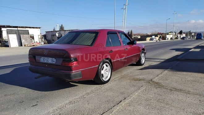 Mercedes E 220 1993, 553,970 km - 2.2 l - Bakı