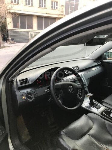 Volkswagen Passat 2005, 259,023 km - 2.0 l - Zaqatala