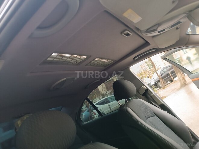 Mercedes E 270 2004, 360,000 km - 2.7 l - Sumqayıt