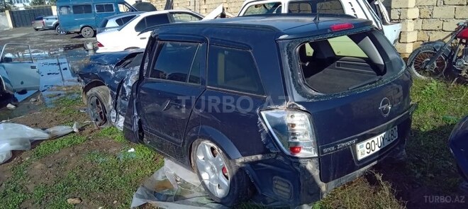 Opel Astra 2008, 245,000 km - 1.3 l - Biləsuvar
