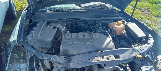 Opel Astra 2008, 245,000 km - 1.3 l - Biləsuvar