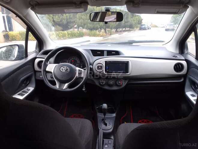 Toyota Vitz 2014, 860,500 km - 1.3 l - Sumqayıt