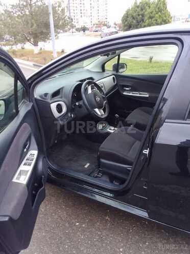 Toyota Vitz 2014, 860,500 km - 1.3 l - Sumqayıt