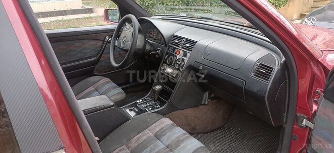 Mercedes C 180 1995, 280,000 km - 1.8 л - Bakı