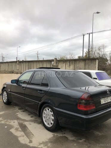 Mercedes C 240 1999, 320,000 km - 2.4 л - Sumqayıt