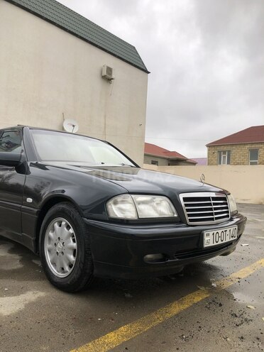 Mercedes C 240 1999, 320,000 km - 2.4 л - Sumqayıt