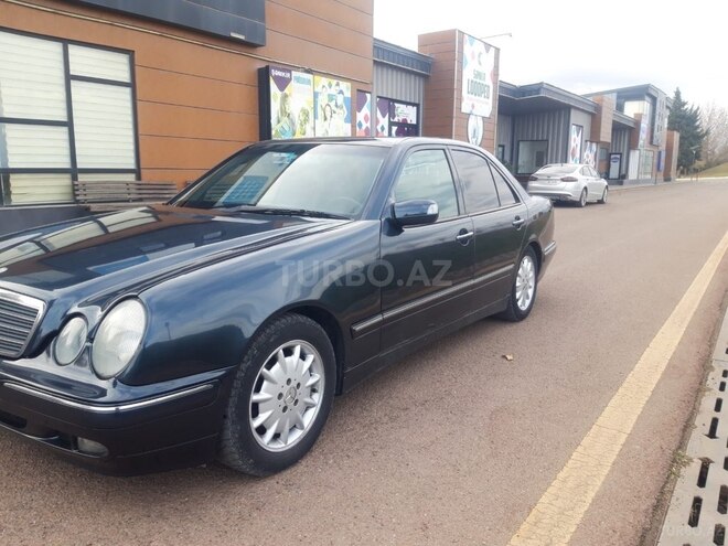 Mercedes E 240 1999, 260,352 km - 2.4 l - Şəmkir