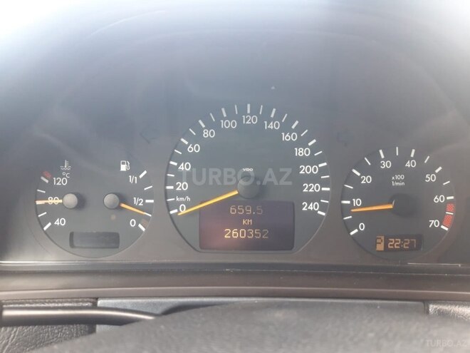 Mercedes E 240 1999, 260,352 km - 2.4 l - Şəmkir