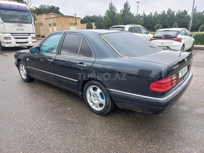 Mercedes E 230 1996, 236,456 km - 2.3 l - Bakı