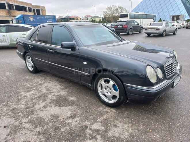 Mercedes E 230 1996, 236,456 km - 2.3 l - Bakı