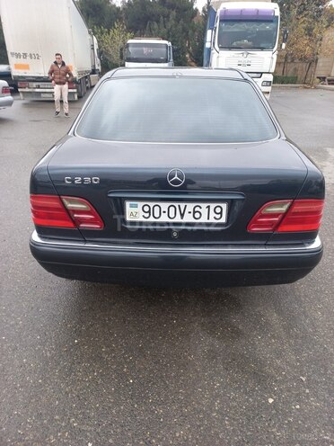 Mercedes E 230 1996, 236,456 km - 2.3 l - Bakı