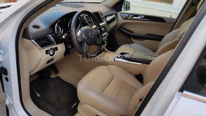 Mercedes  2014, 178,100 km - 2.1 l - Gəncə