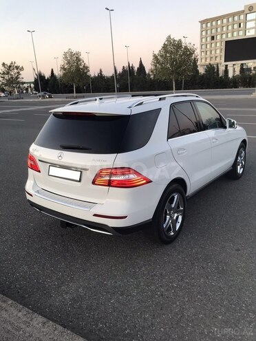 Mercedes  2014, 178,100 km - 2.1 l - Gəncə