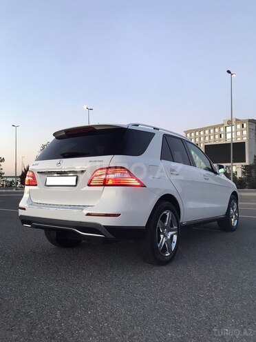 Mercedes  2014, 178,100 km - 2.1 l - Gəncə