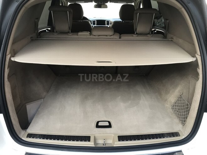 Mercedes  2014, 178,100 km - 2.1 l - Gəncə