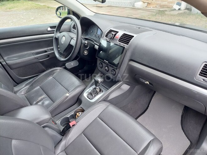 Volkswagen Jetta 2005, 215,500 km - 2.5 l - Bakı