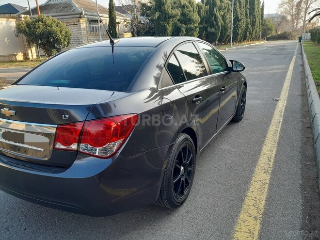 Chevrolet Cruze 2014, 268,328 km - 1.4 l - Mingəçevir