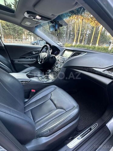 Hyundai Grandeur 2015, 141,457 km - 2.2 l - Bakı