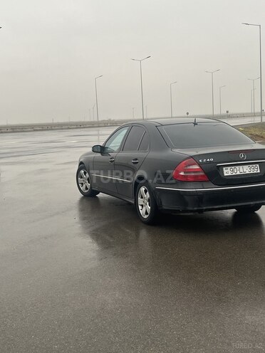 Mercedes E 240 2002, 295,000 km - 2.4 л - Bakı