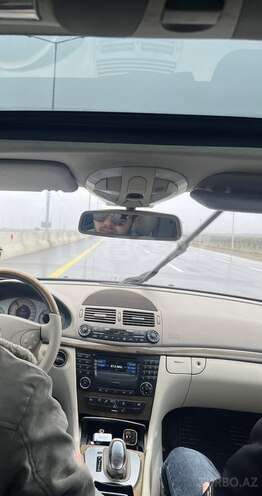 Mercedes E 240 2002, 295,000 km - 2.4 л - Bakı
