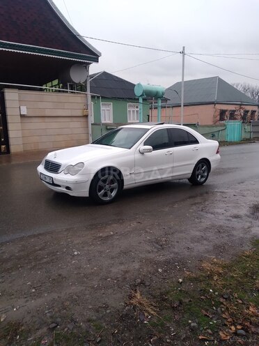 Mercedes C 180 2002, 348,000 km - 1.8 l - Qazax