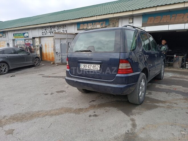 Mercedes ML 270 2000, 327,564 km - 2.7 л - Qəbələ