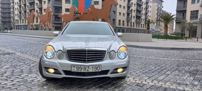 Mercedes E 220