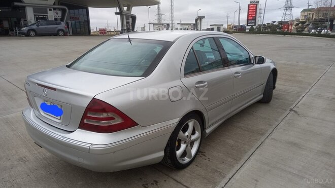 Mercedes C 180 2005, 352,500 km - 1.8 l - Bakı