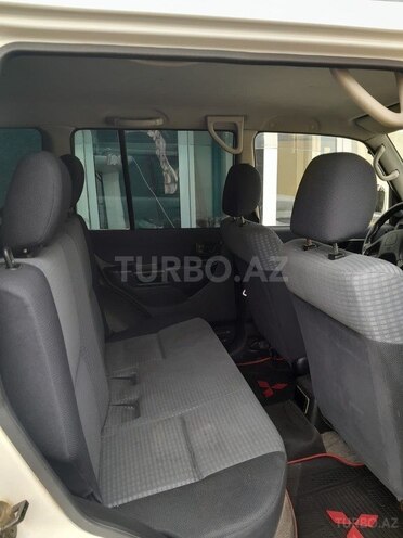 Mitsubishi Pajero io 2000, 199,852 km - 2.0 л - Zaqatala