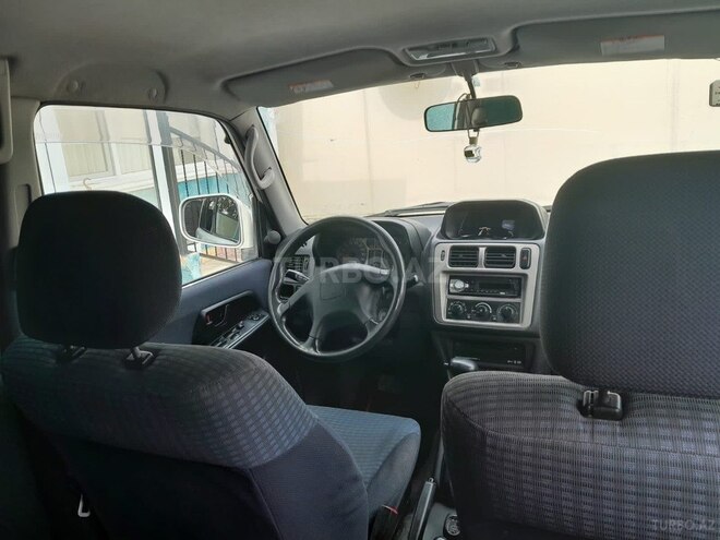 Mitsubishi Pajero io 2000, 199,852 km - 2.0 л - Zaqatala