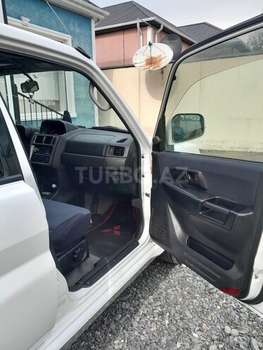 Mitsubishi Pajero io 2000, 199,852 km - 2.0 л - Zaqatala