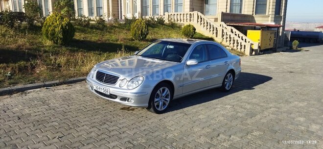 Mercedes E 240 2003, 313,000 km - 2.6 l - Bakı