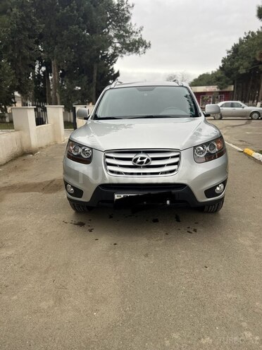 Hyundai Santa Fe 2009, 158,000 km - 2.0 l - Salyan