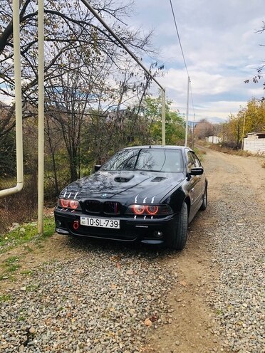 BMW 525 1998, 250,000 km - 2.5 l - Qazax