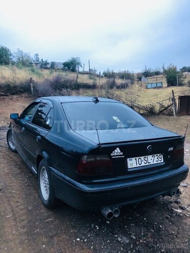 BMW 525 1998, 250,000 km - 2.5 l - Qazax
