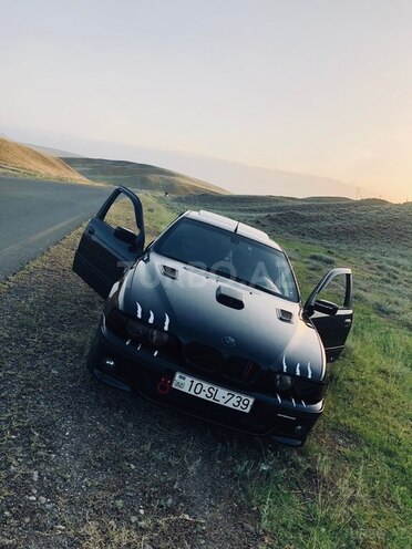 BMW 525 1998, 250,000 km - 2.5 l - Qazax